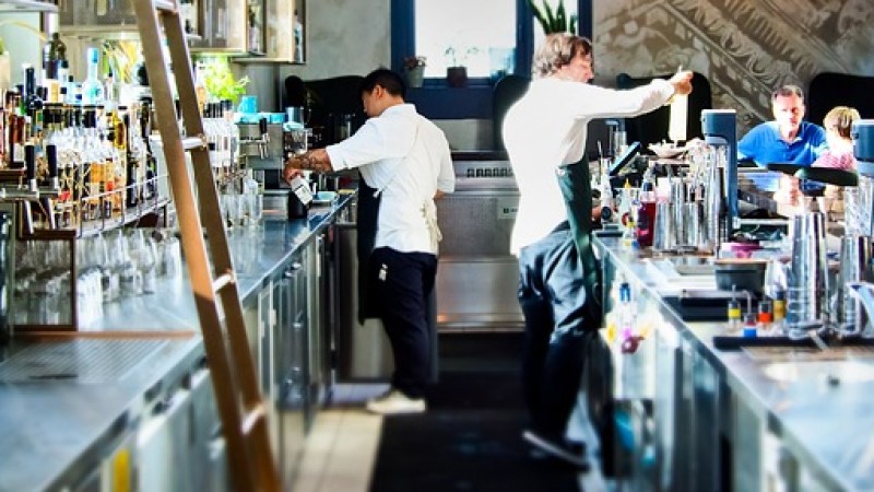 OPERACIONES BÁSICAS DE RESTAURANTE Y BAR Detalle OPERACIONES BÁSICAS DE RESTAURANTE Y BAR Detalle
